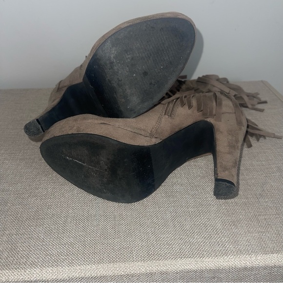 BUCCO SUEDE FRINGE PLATFORM BOOTS - Picture 8 of 10